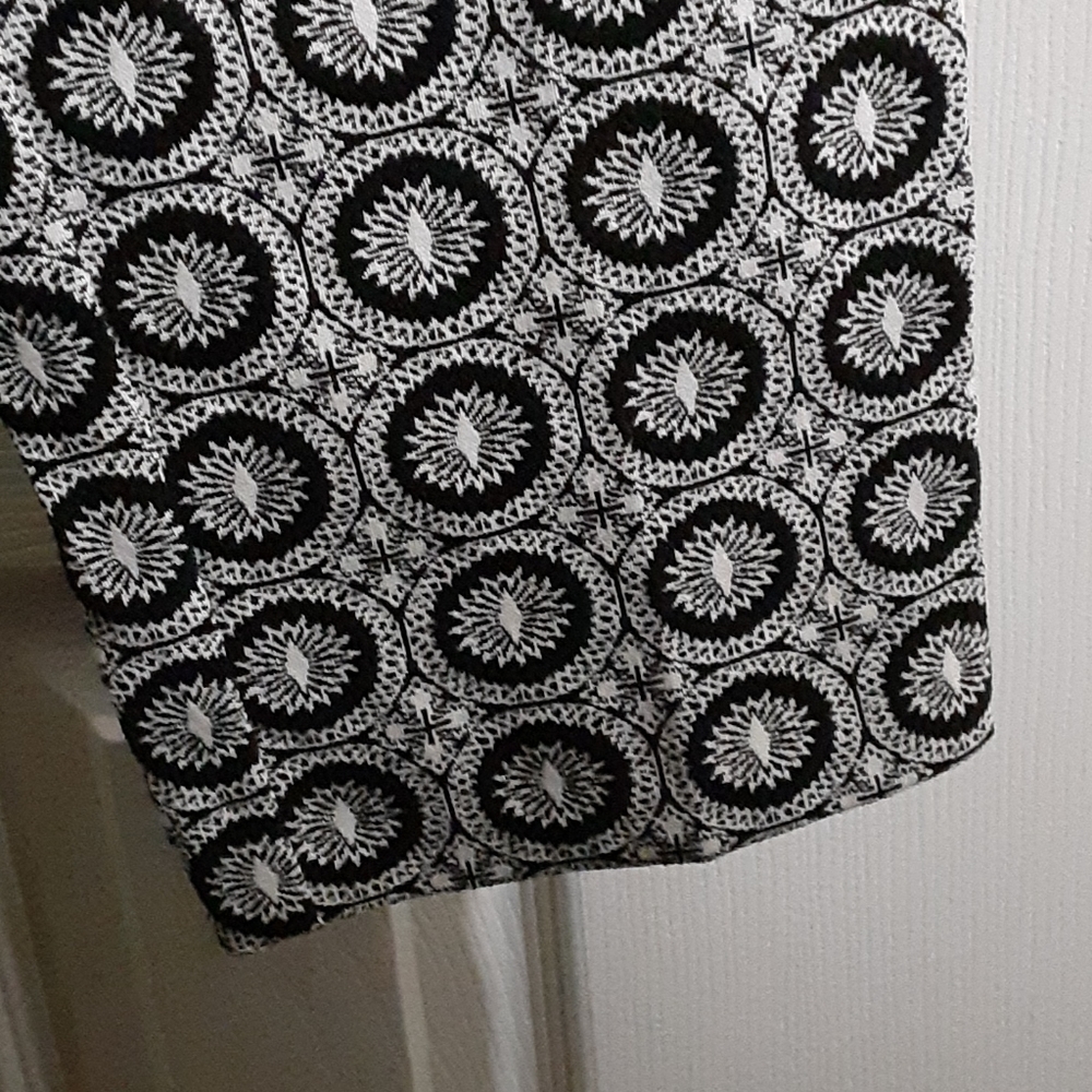 Pants - Picture 4 of 6